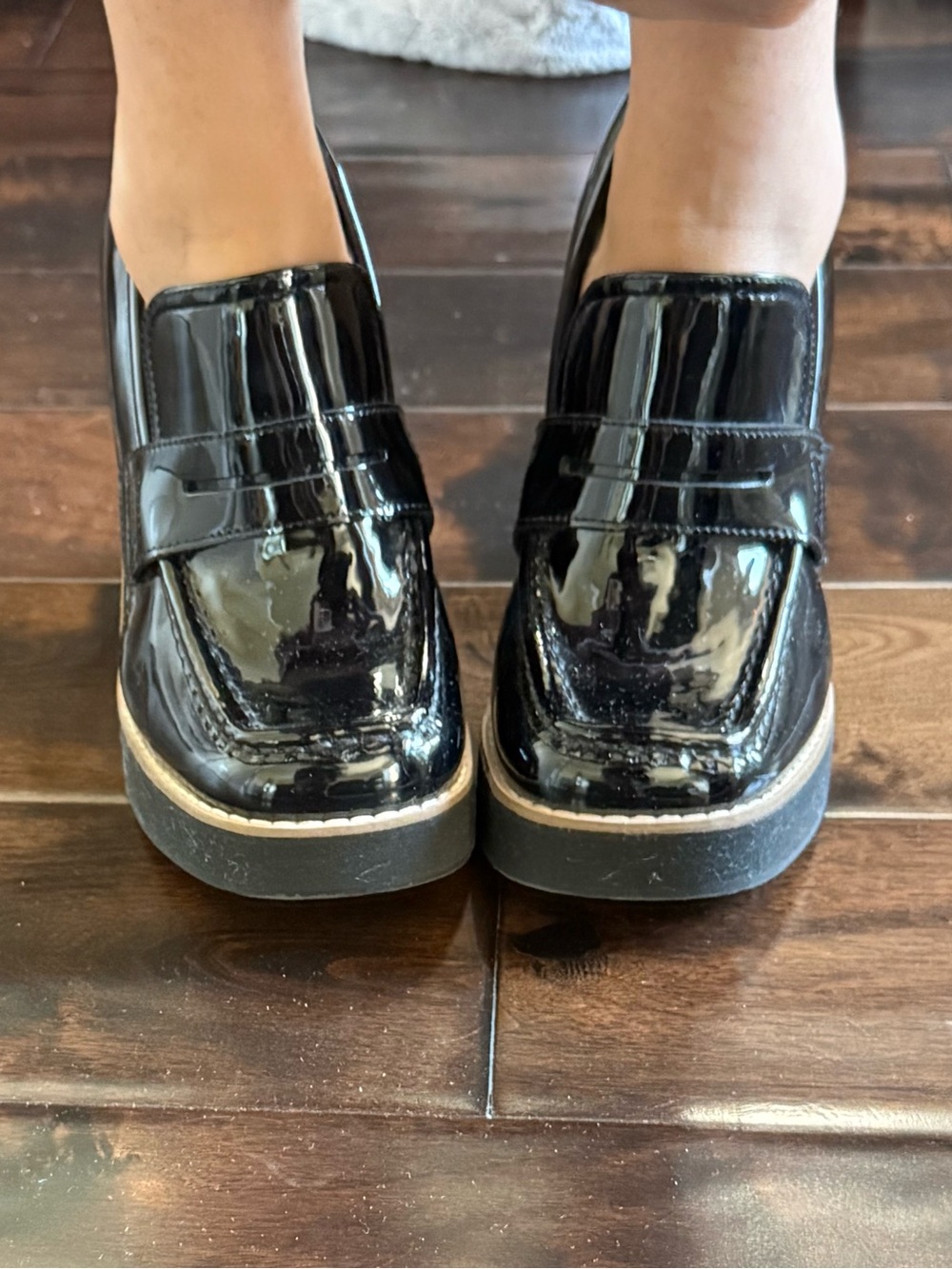 Steve Madden Black Patent Platform Loafer Pumps - Picture 7 of 7